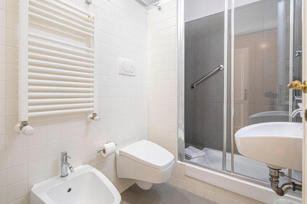 Domus Castrense Bed and Breakfast Rome Buitenkant foto